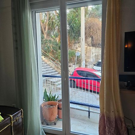 Apartament Urban By The Sea Pireus Zewnętrze zdjęcie